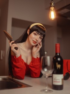 Peach milky - Yor Forger Red Sweater
