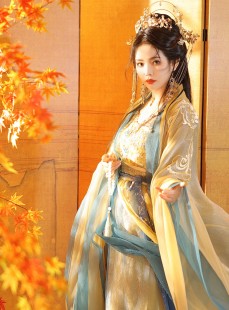 苏嫣嫣阿姨 - 白茶清欢