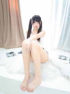 萝莉 神楽板真冬 之牛仔兔兔