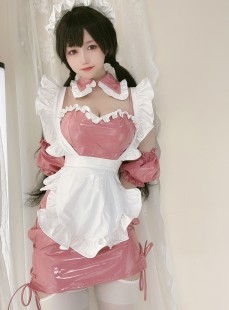  动漫博主小仓千代w - 粉色漆皮女仆
