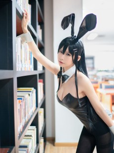  动漫博主爱老师_PhD - 兔女郎学姐