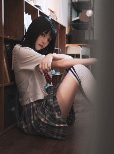 桜桃喵 - 教室死库水