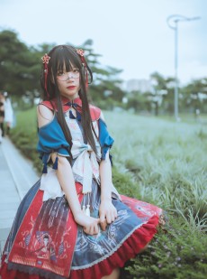 清纯少女五更百鬼 - 梨园春秋