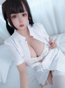 Cosplay日奈娇 - 诊所护士