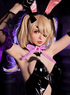  Peach milky - Fischl Playboy Bunny Genshin Impact